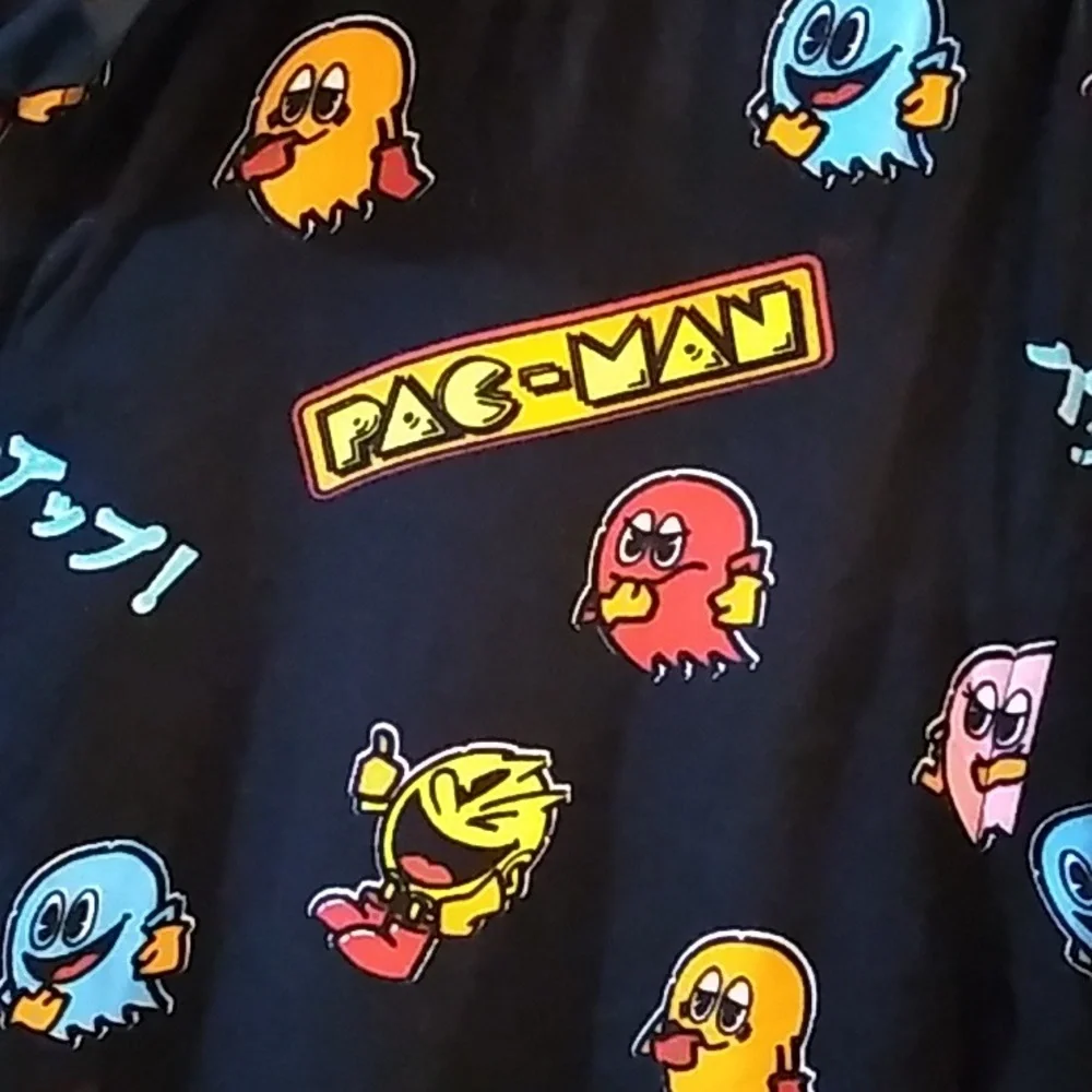 Pac Man button shirt - Picture 2 of 3